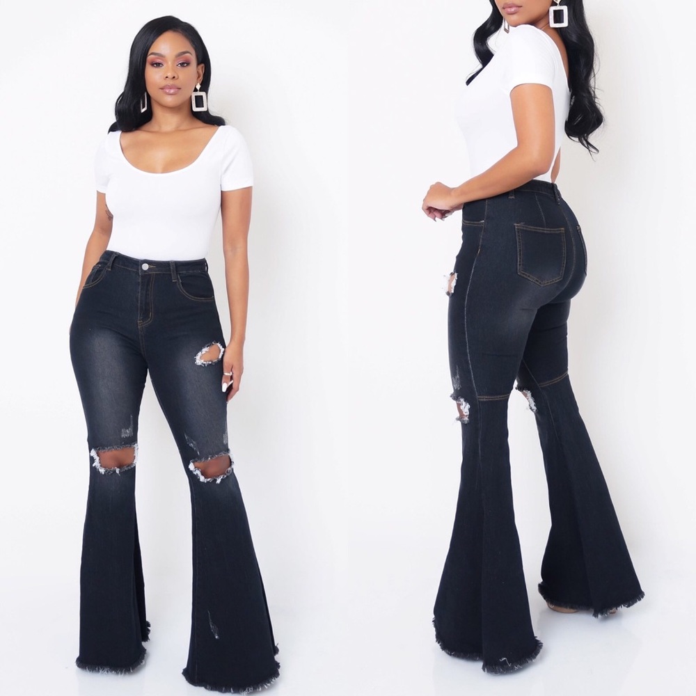 Denim Bell Bottoms 🖤🖤🖤